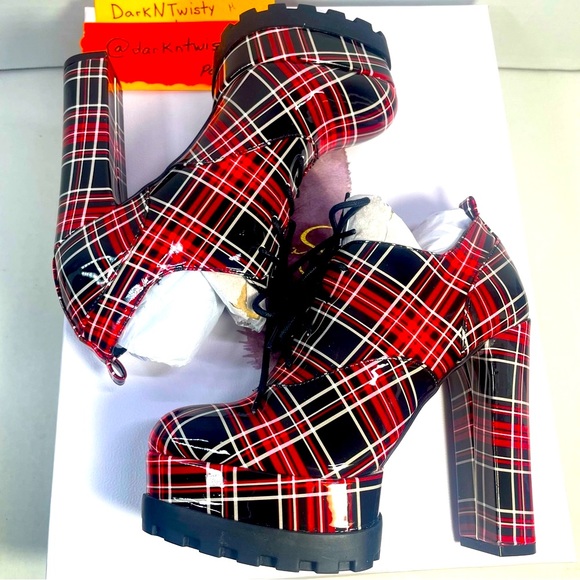 BNIB Jessica Simpson Irella Teagan Red Plaid Patent 5” platform ankle boots 6M - Picture 7 of 16